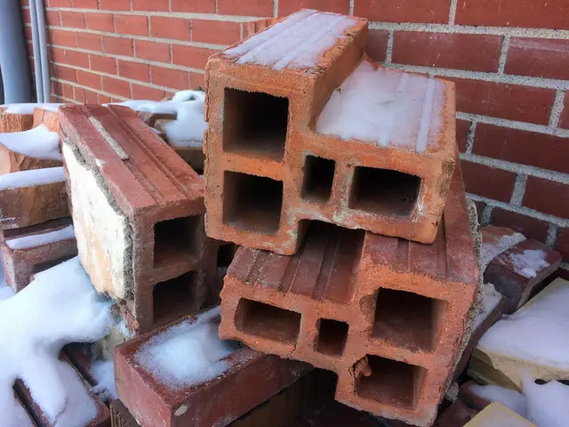 Bruno Clayworks hollow "T" bricks